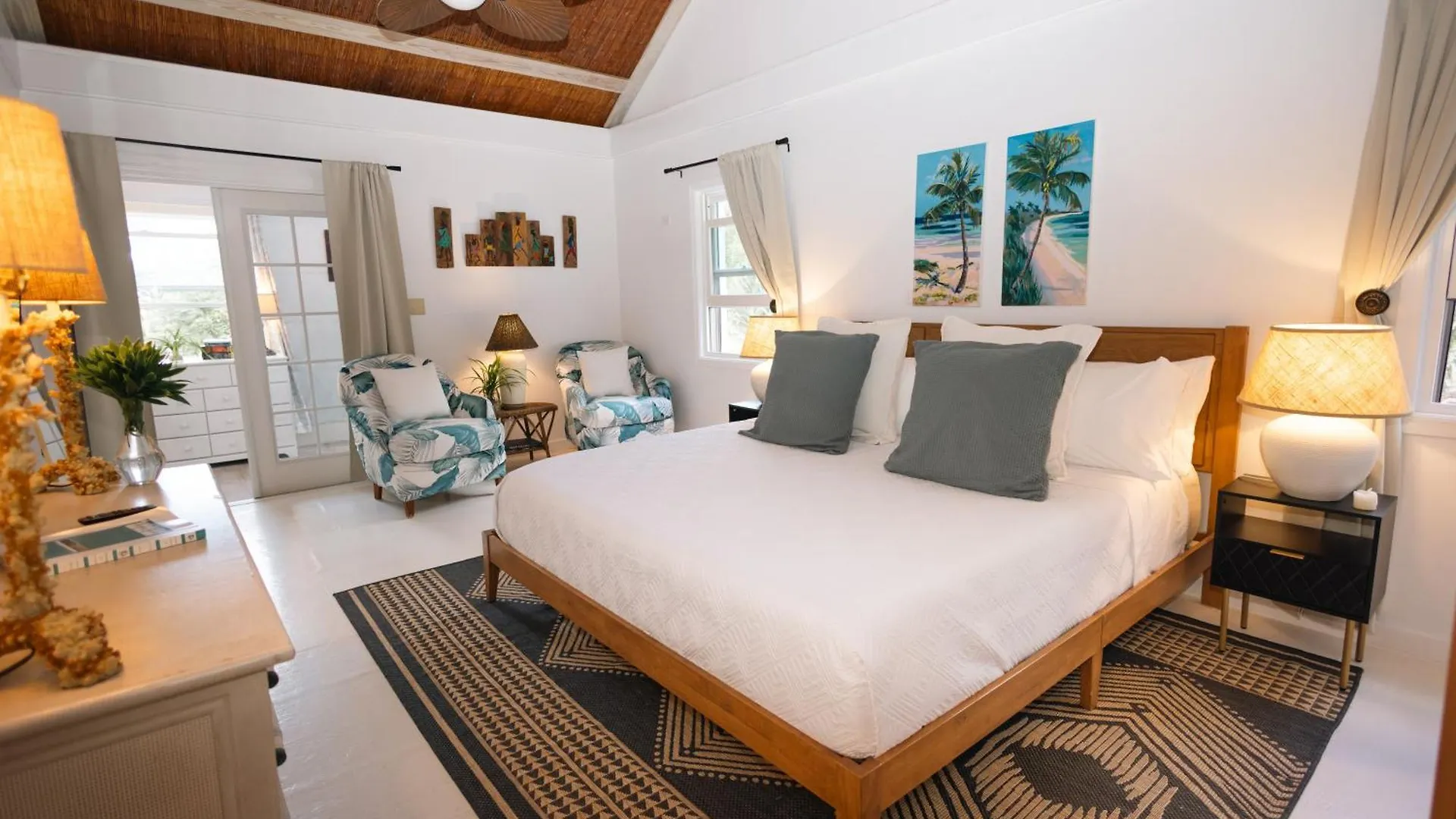 Holiday home Sea Song Hi Home Dunmore Town